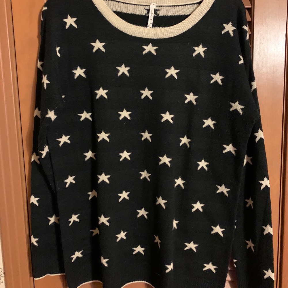 Willow & Clay pullover sweater